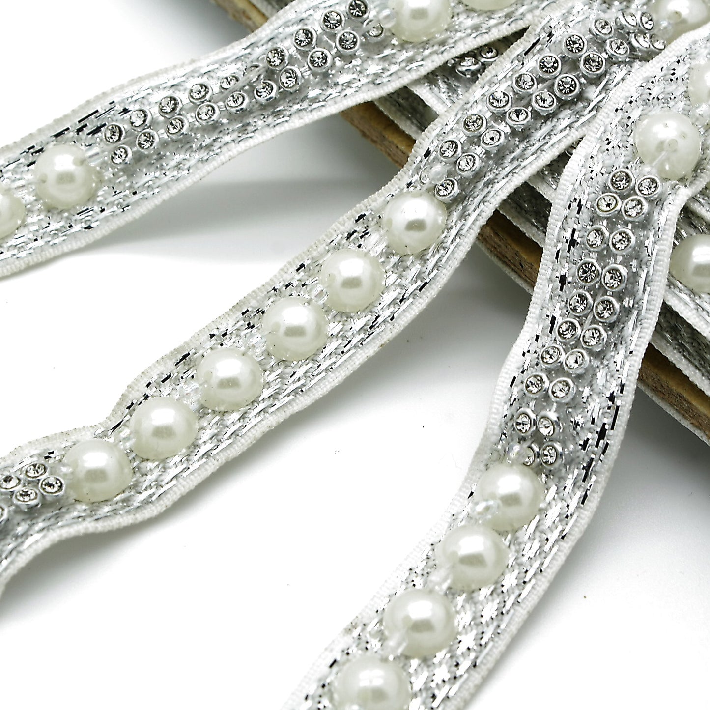 SILVER RIBBON PEARL TRIM - sarahi.NYC