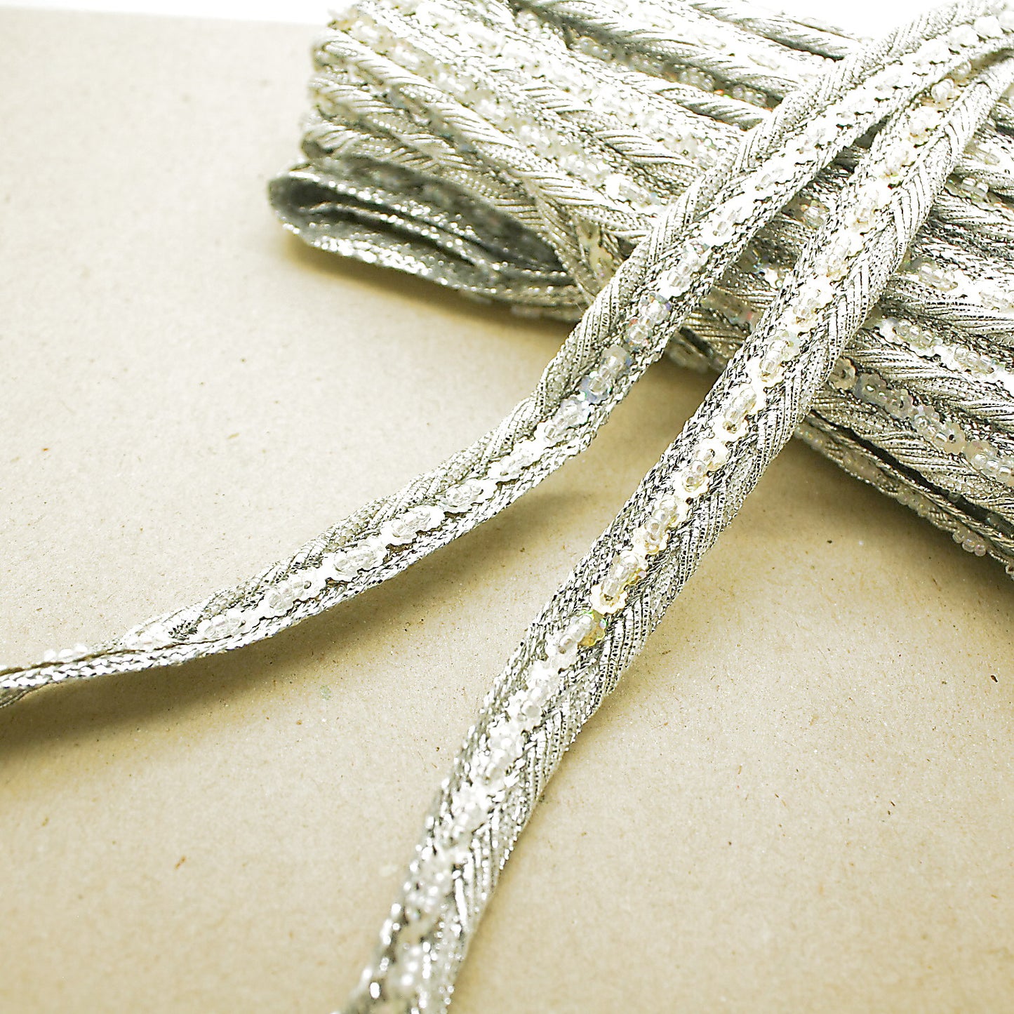 SILVER GOLD  BEADED METALLIC TRIM