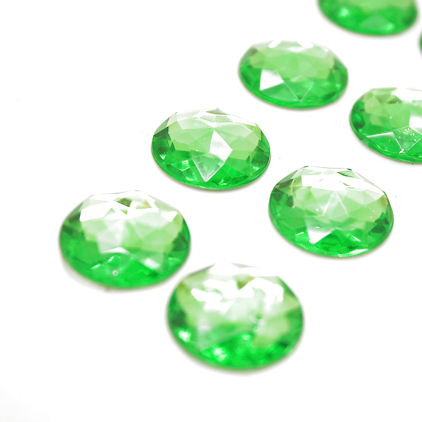 PACK OF 10 - ROUND 20mm LIME GREEN FLAT RHINESTONES - sarahi.NYC