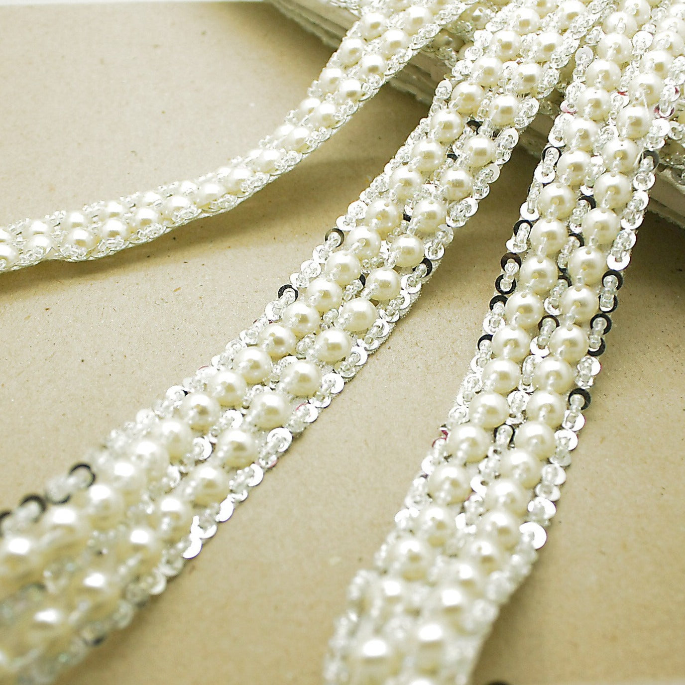 FAUX PEARL SILVER TRIM - sarahi.NYC