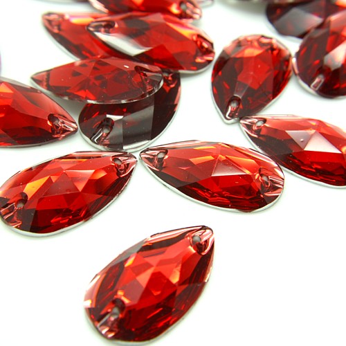 PACK OF 10 - TEARDROP 28 mm FLAT BACK RED  RHINESTONE GEMS - sarahi.NYC