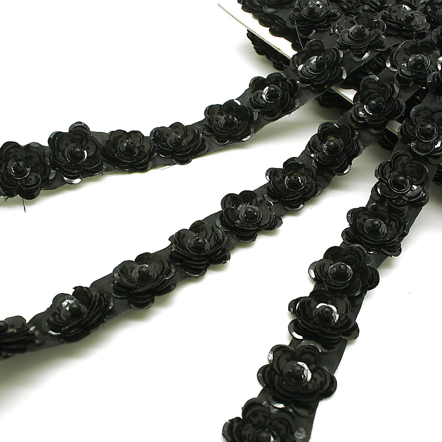 BLACK SEQUIN FLOWER beaded trim